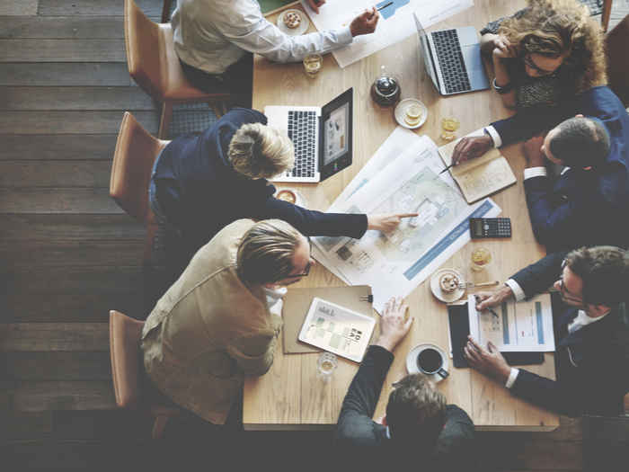 邦德大學(xué)法學(xué)碩士深度解析 優(yōu)勢(shì)、課程與留學(xué)指南